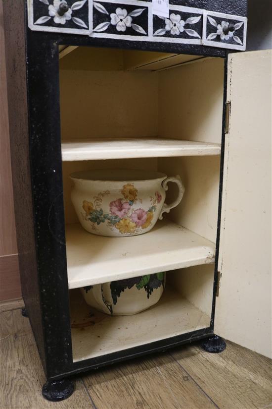 A toleware travelling washstand, H.85cm